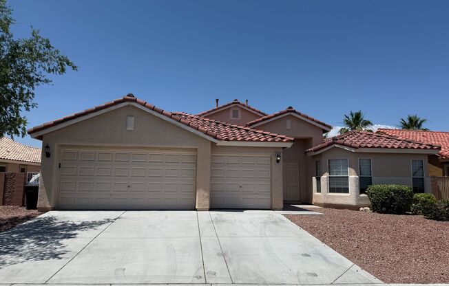 Stunning 4-Bedroom Home in Aliante Gated Community – Must See!
