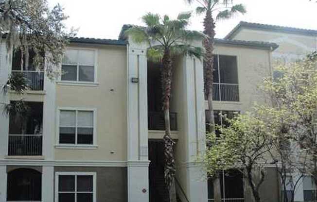 RIVERVIEW: 2 bed/1 bath, 3rd floor Condo