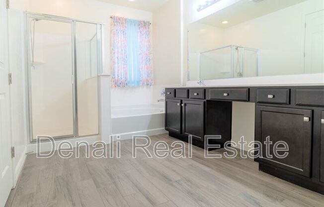 10425 E DURANT DR
