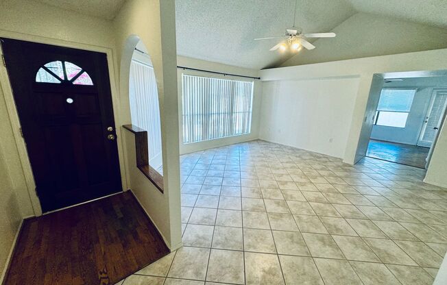 Beautiful Corner Lot Home in Stone Creek!