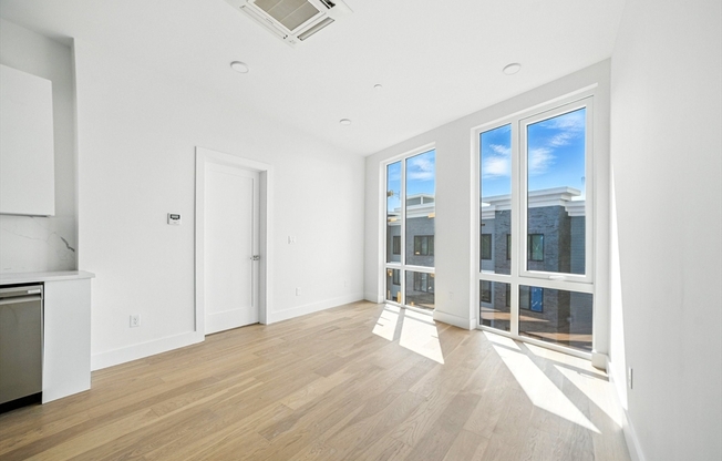 1 bed, 1 bath, 625 sqft, $3,011, Unit 203