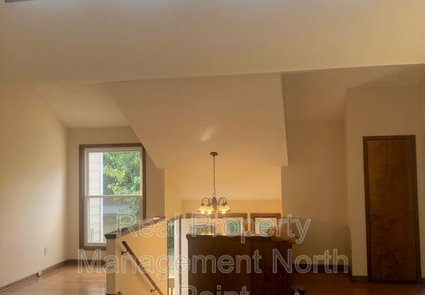 19 ASHTON WOODS DR