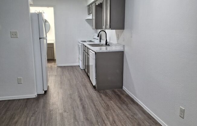 1 bed, 1 bath, 600 sqft, $825