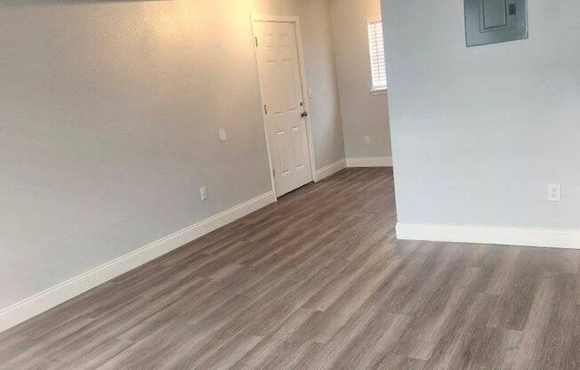 2 beds, 1 bath, 645 sqft, $1,026, Unit 180-D