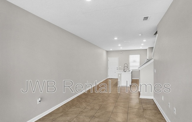540 RUNNING WOODS ST