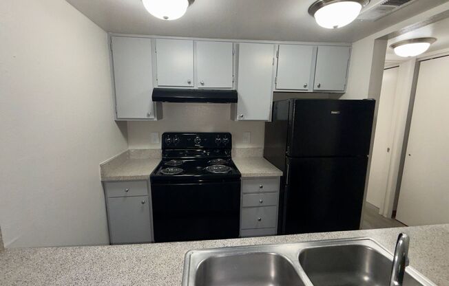 1 bed, 1 bath, 575 sqft, $954, Unit 179