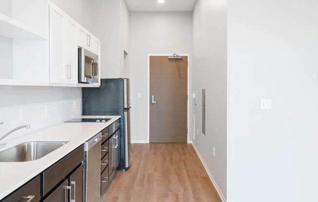 Studio, 1 bath, 487 sqft, $1,050, Unit 2215