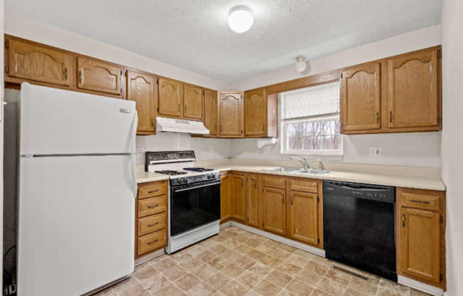 159 D LONDONDERRY DR