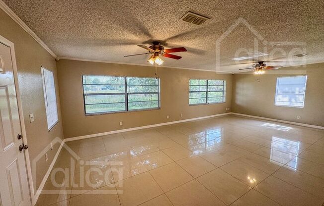 17633 MEADOWBRIDGE DR