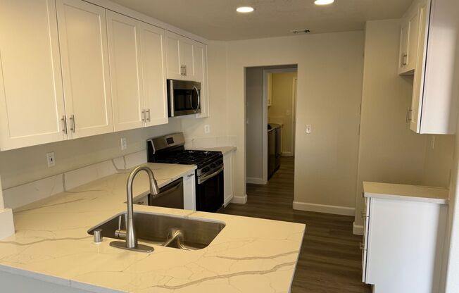Sun City Summerlin 55+. Single Story. All Appliances Included