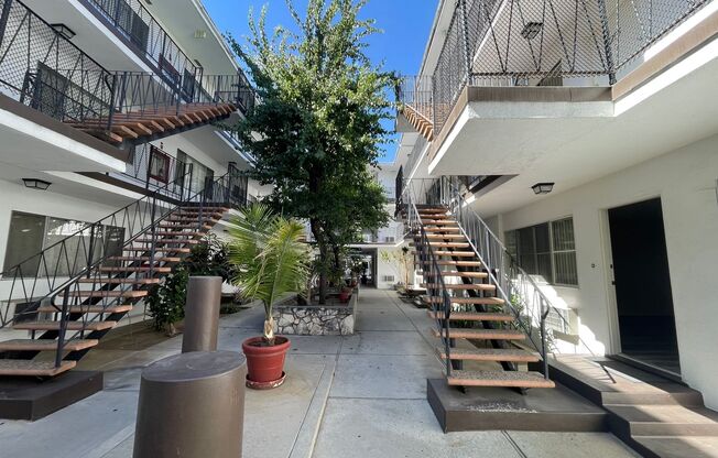 1 bed, 1 bath, 624 sqft, $1,895, Unit 218