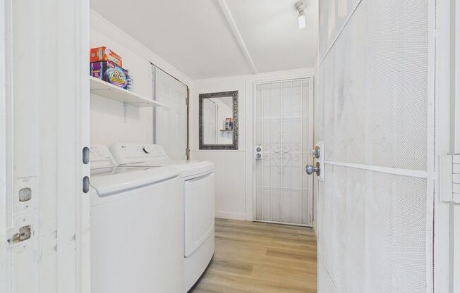 Updated 1BR in Prime Oakland Location | Flexible Furnishing Options