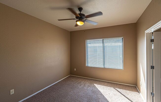 3 beds, 2 baths, $2,200, Unit # 2086