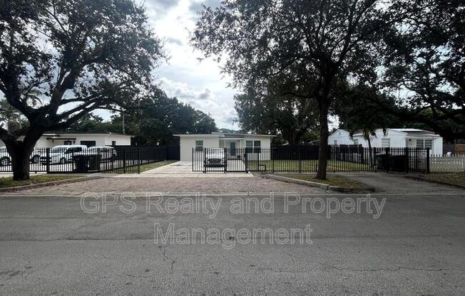1230 NW 125 ST