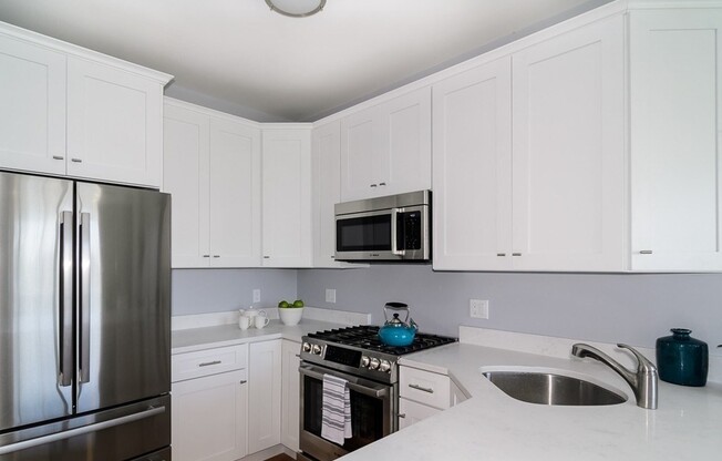 172 KIMBALL AVE