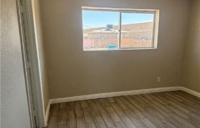 Wilson Ave- 718