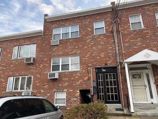 260 E 238 ST