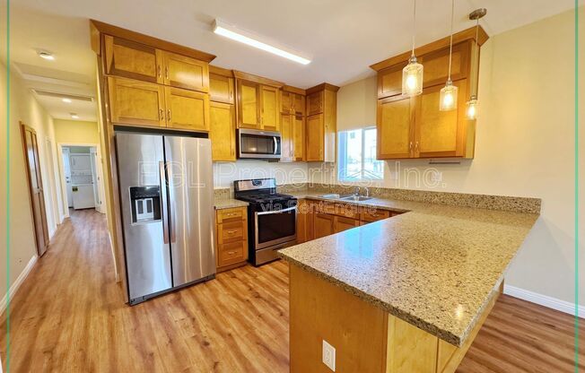 4501 1/2 S GRAMERCY PL