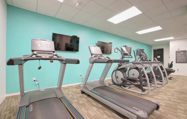 24 Hour Exclusive Fitness Room