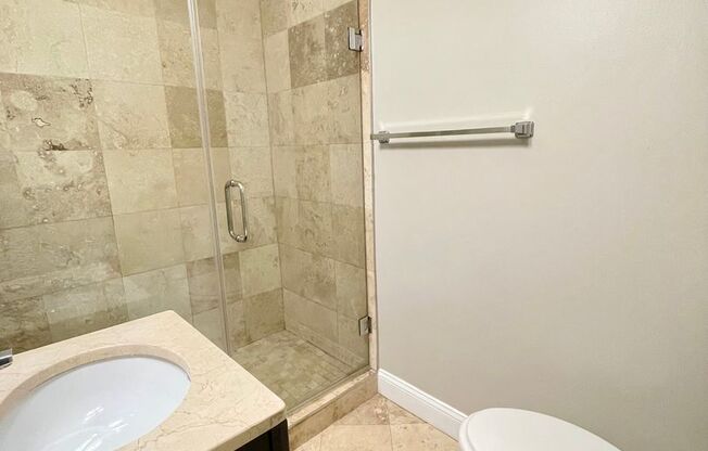 2 beds, 1 bath, 1,100 sqft, $1,750, Unit E2