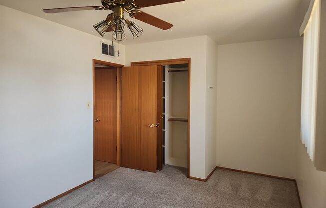 3 beds, 2 baths, $1,900