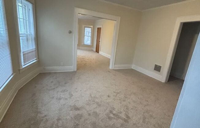 620-22 Fellows Avenue