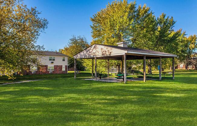 ENJOY THE BEAUTIFUL COURTYARD
