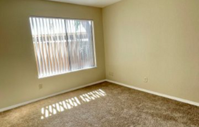 1 bed, 1 bath, $1,350
