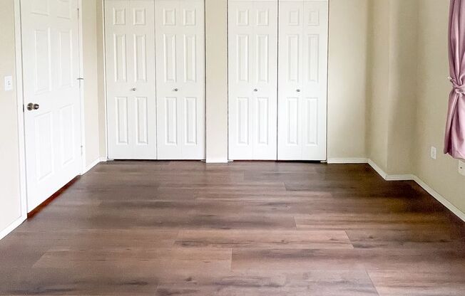 3 beds, 2 baths, $2,800, Unit Unit 320