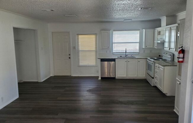 3 bedroom house with private backyard