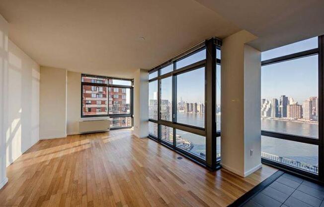 4 75 48 AVE