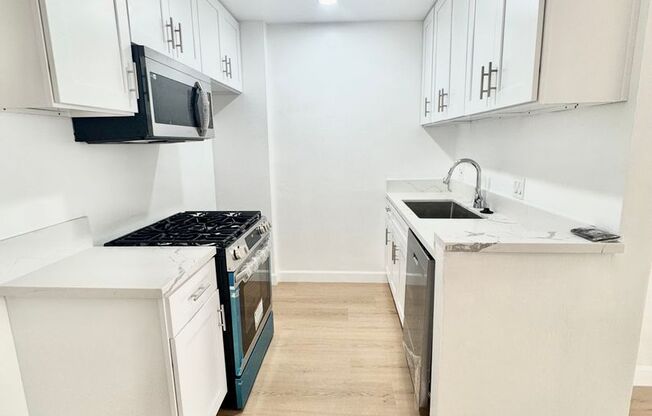 1 bed, 1 bath, 750 sqft, $2,150, Unit 204