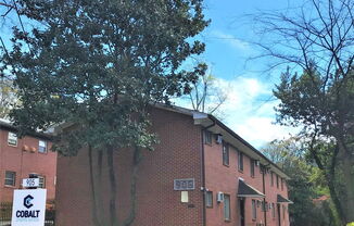905 GREENWOOD AVE