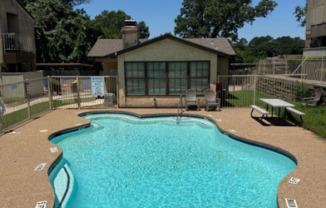 1730 CRESTPOINT DR