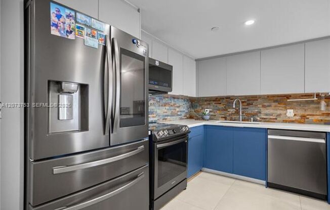 2350 NE 135th St cu-1204, North Miami, FL 33181