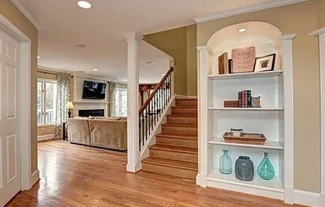 Superb looking craftsman house with all of the amenities to make it a warm and inviting home.