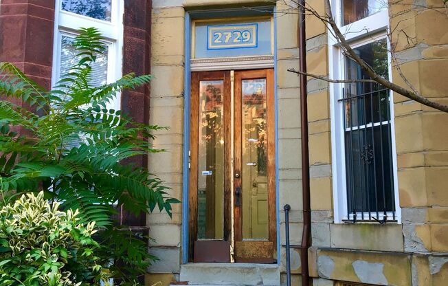 For Rent: Charming Living on St. Paul Street MD 21218 – Your Urban Retreat Awaits!