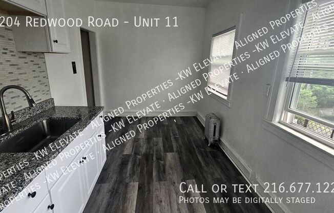 3204 REDWOOD RD