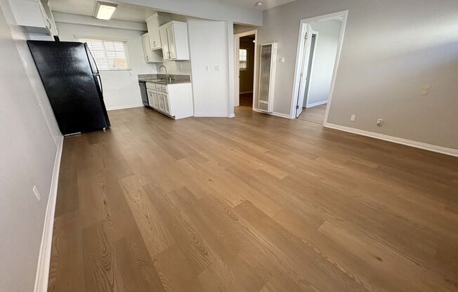 2 beds, 1 bath, 800 sqft, $2,495, Unit 320-02