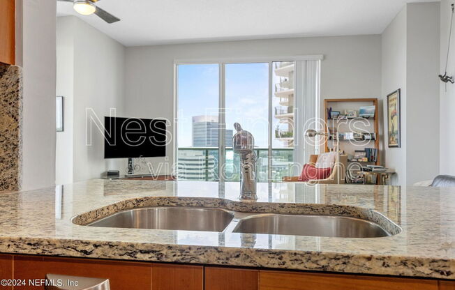 2 beds, 2 baths, 1,337 sqft, $2,595, Unit 1701