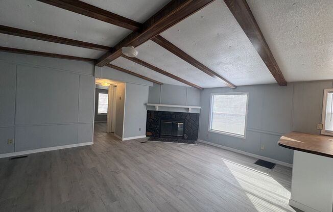 3bed/2bath home ready now!! rent $1650/mo