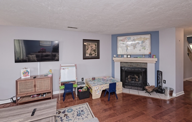 64 CRYSTAL BRK WAY