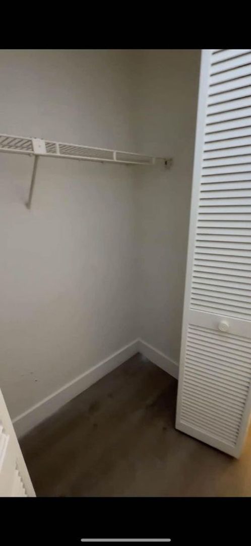 Studio, 1 bath, 410 sqft, $1,200, Unit 4803M-4