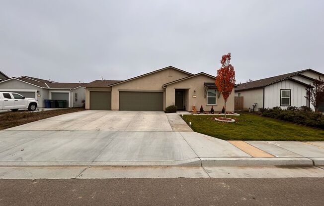 Beautiful home for rent in Tulare!