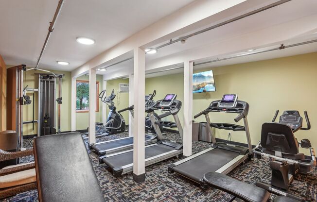 1 bed, 1 bath, 895 sqft, $1,299, Unit 2350-117