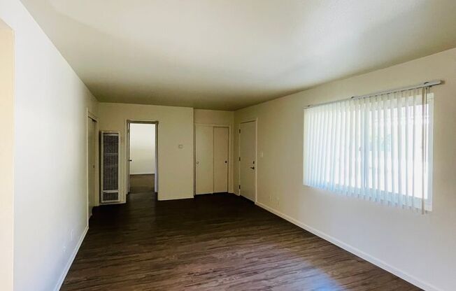 2 beds, 1 bath, 815 sqft, $2,550, Unit 10