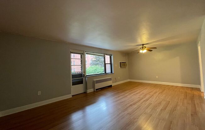 3 beds, 2 baths, 1,300 sqft, $2,599, Unit 6236 Fifth Ave. #103B