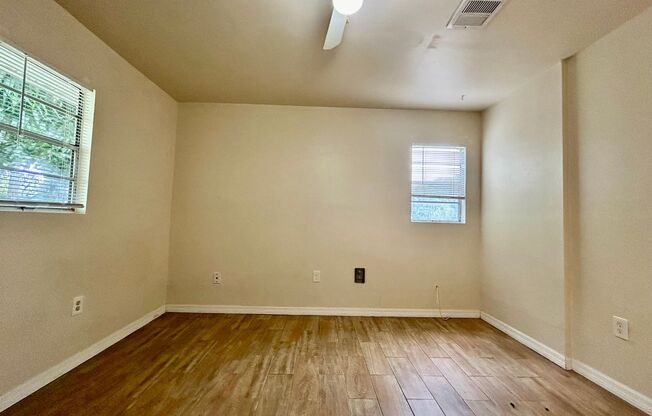 1 bed, 1 bath, 495 sqft, $1,295, Unit 6