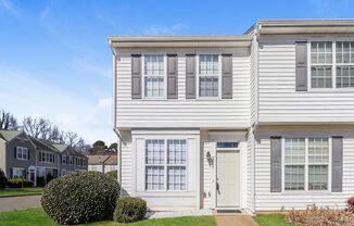 Two Bedroom 2.5 Bathroom Townhouse Available!