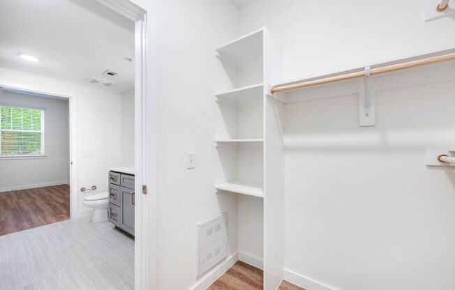 1 bed, 1 bath, 713 sqft, $1,535